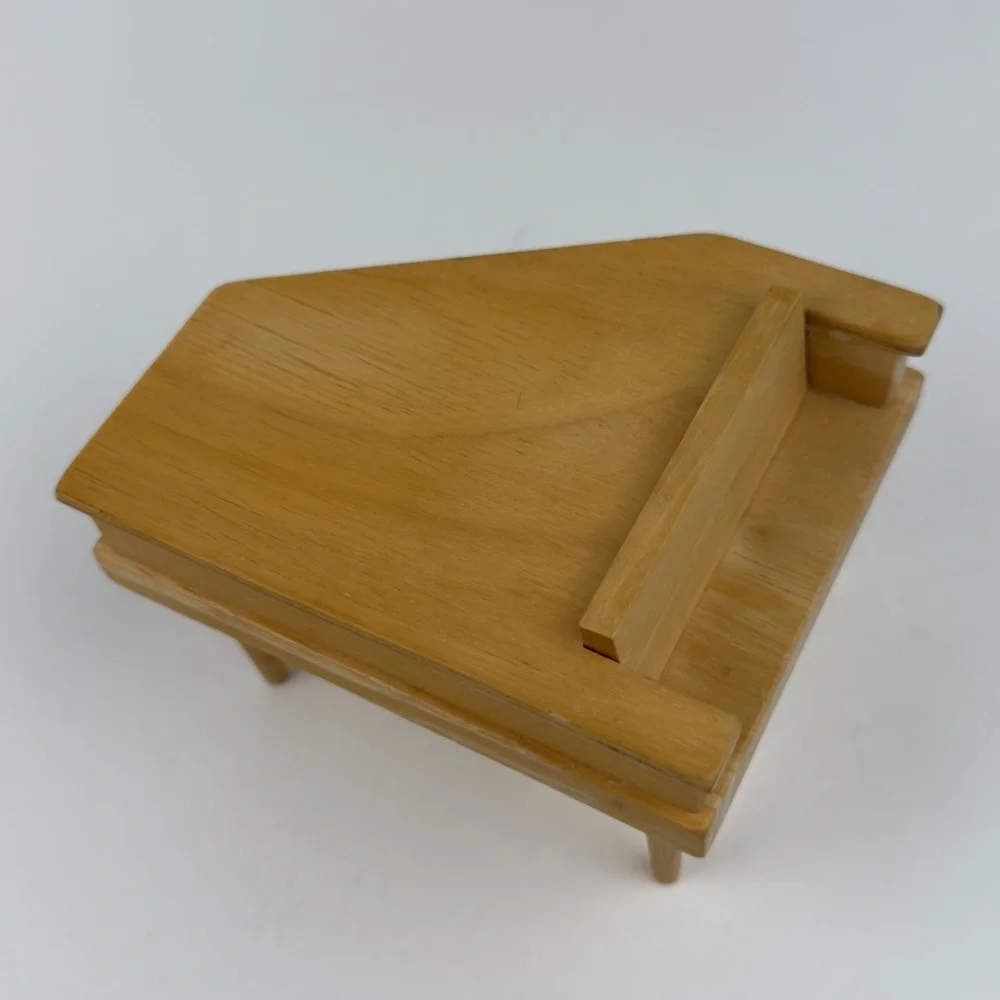 Miniature Dollhouse Baby Grand Piano Music Box 1:12 Scale Wood Working